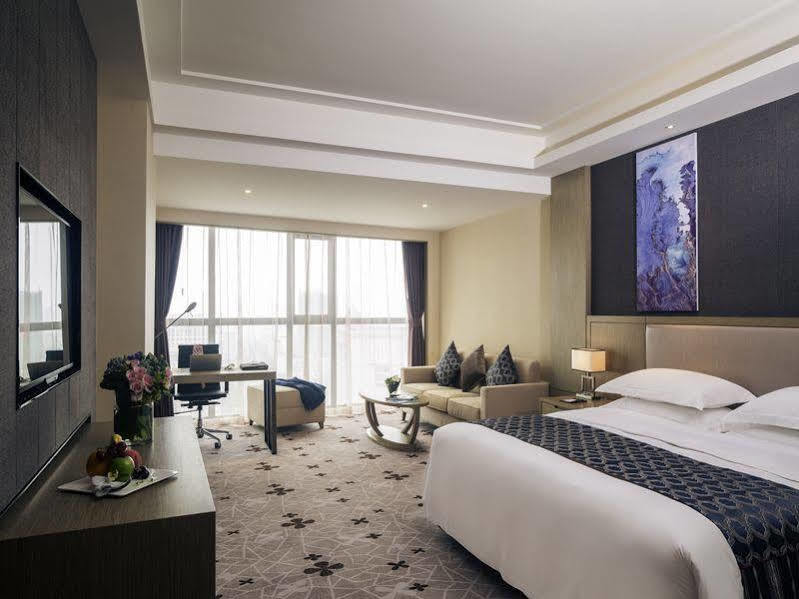 Hilton Garden Inn Wuhan Hankou المظهر الخارجي الصورة