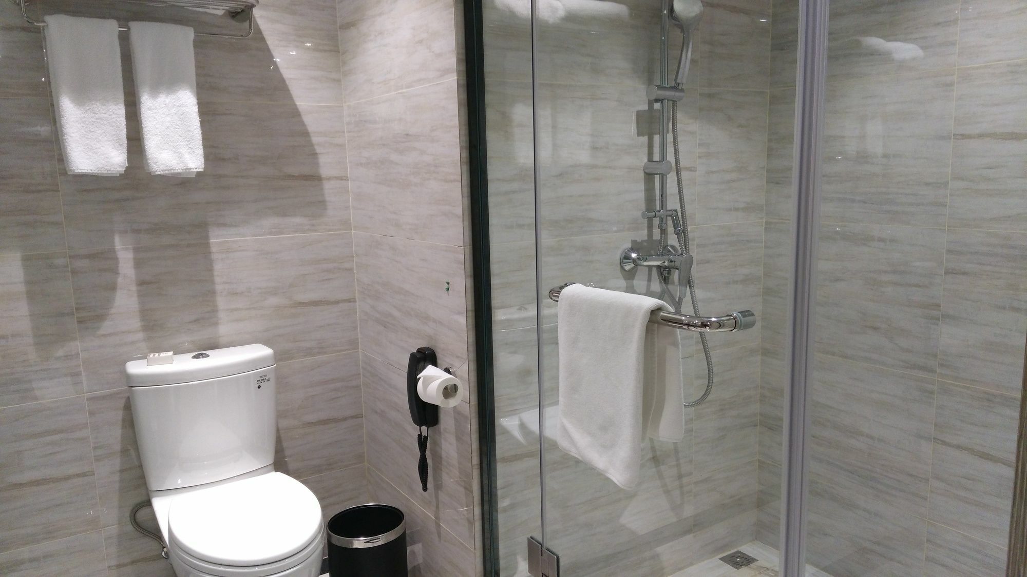 Hilton Garden Inn Wuhan Hankou المظهر الخارجي الصورة